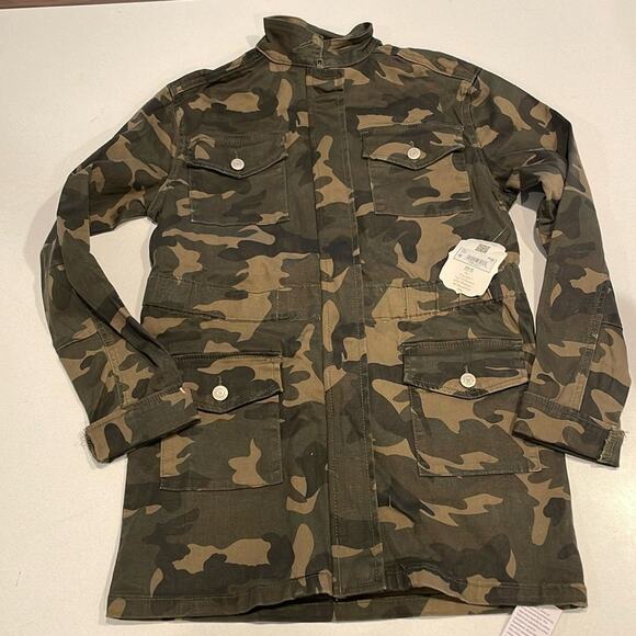 NWT Altar’d State Women’s Camo Jacket Size XS - Picture 1 of 9